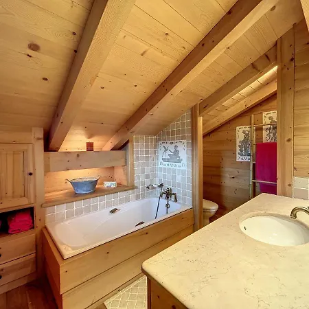 Chalet Chalet 4 A Avec Terrasse Et Garage - Fr-1-560-116
